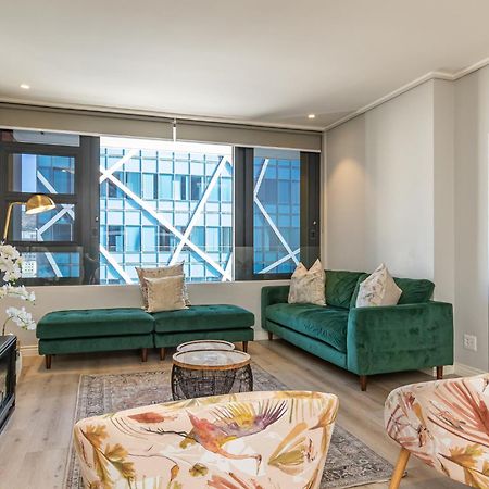 Beautiful Family Apartment With Amazing Views @ 16 On Bree Cape Town Exterior photo