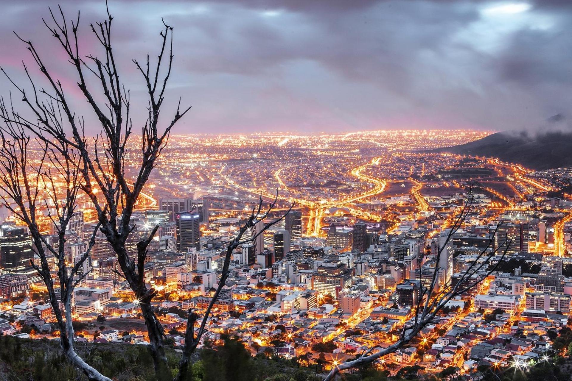 Beautiful Family Apartment With Amazing Views @ 16 On Bree Cape Town Exterior photo
